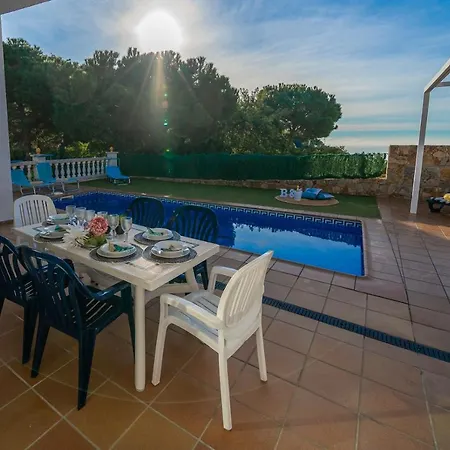 Natura Lux, Piscina Privada Y Zona Exterior * トッサ・デ・マール