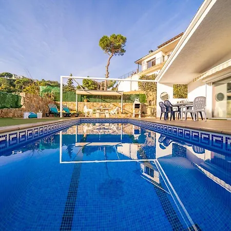 ヴィラ Natura Lux, Piscina Privada Y Zona Exterior